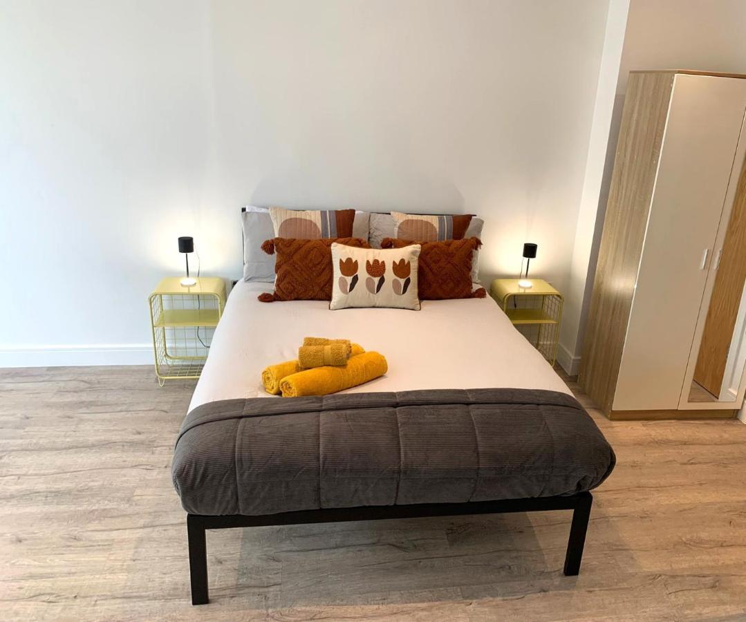 Modern Studio Flat Near Highbury & Islington Station لندن المظهر الخارجي الصورة