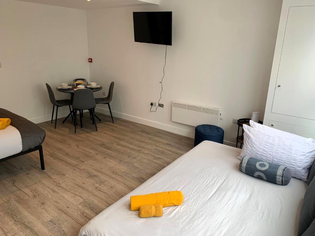 Modern Studio Flat Near Highbury & Islington Station لندن المظهر الخارجي الصورة