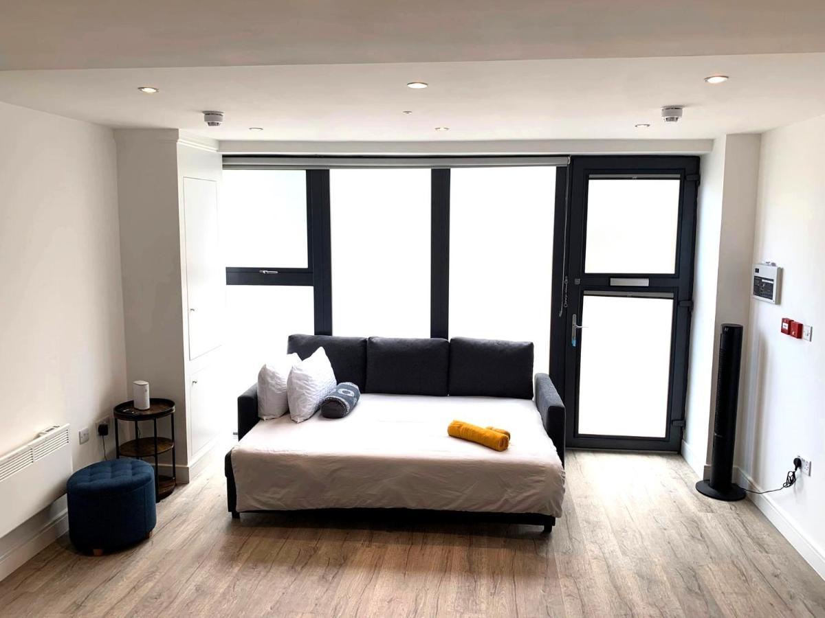 Modern Studio Flat Near Highbury & Islington Station لندن المظهر الخارجي الصورة